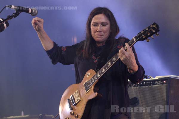 THE BREEDERS - 2017-10-27 - PARIS - Gaite Lyrique - Kim Deal
